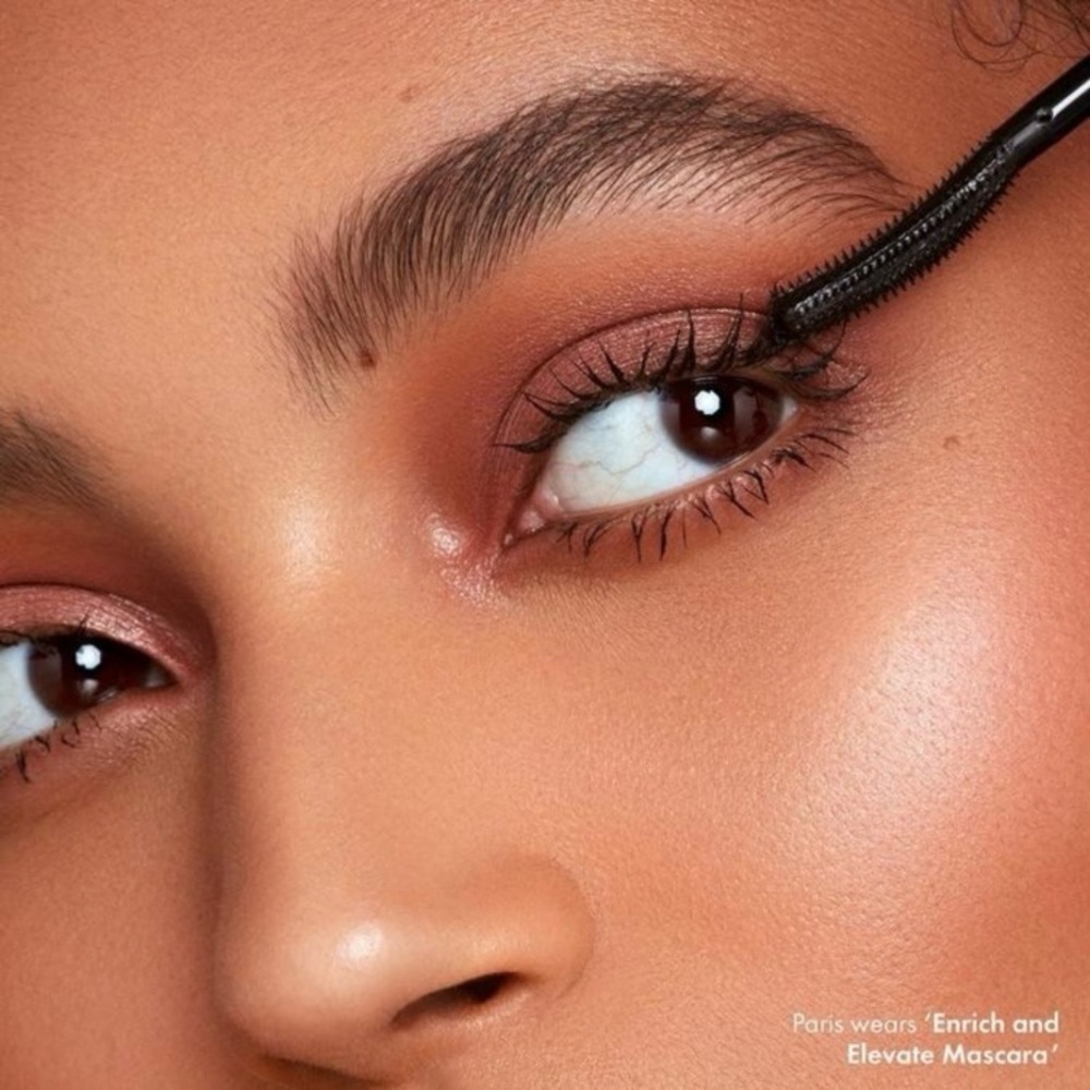 NIB Iconic London Enrich & Elevate black Mascara - Picture 9 of 9